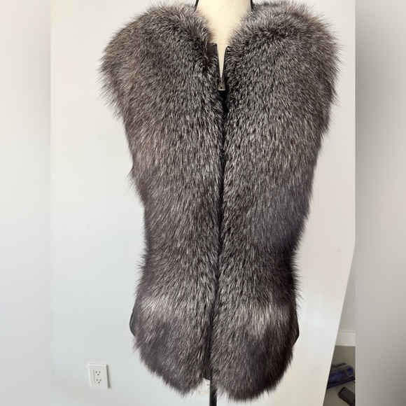 Italian Genuine Fur & Leather Vest – XL, Brand New, Rare Find - Picture 7 of 17